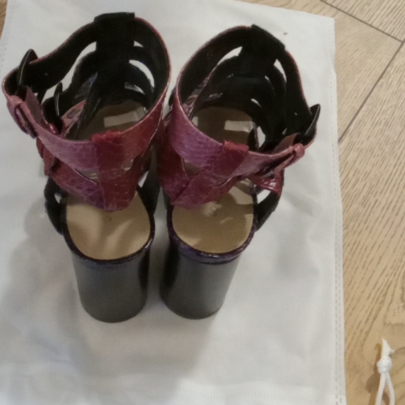 Donald Pliner Bindy Multi Color Gladiator Sandals - Picture 3 of 3